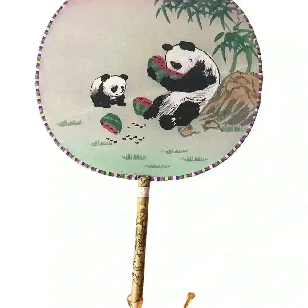 Round Chinese Paddle Fan with Panda’s